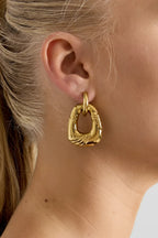 Glamour twist earrings